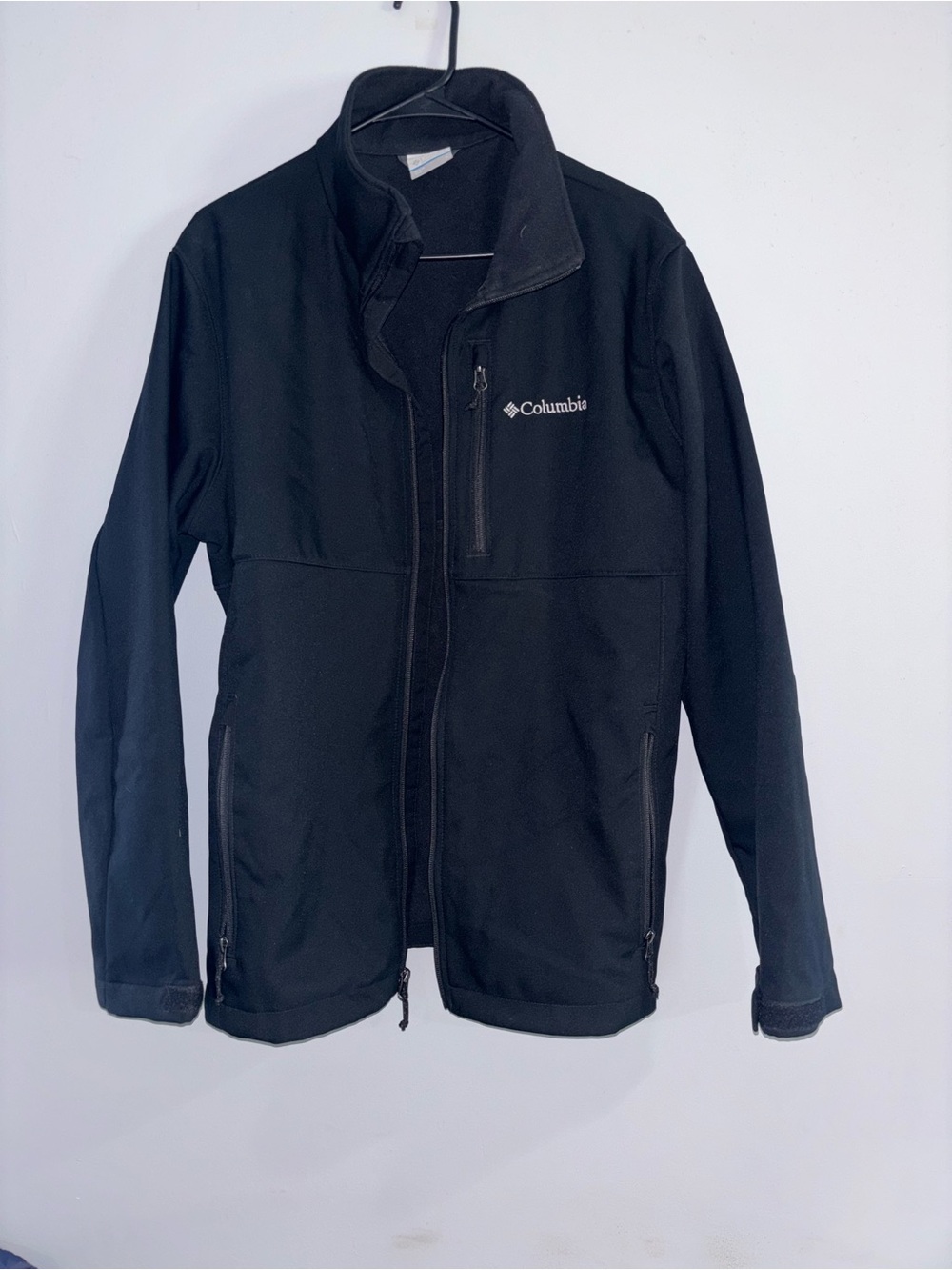 Columbia Black Lightweight Softshell Jacket
